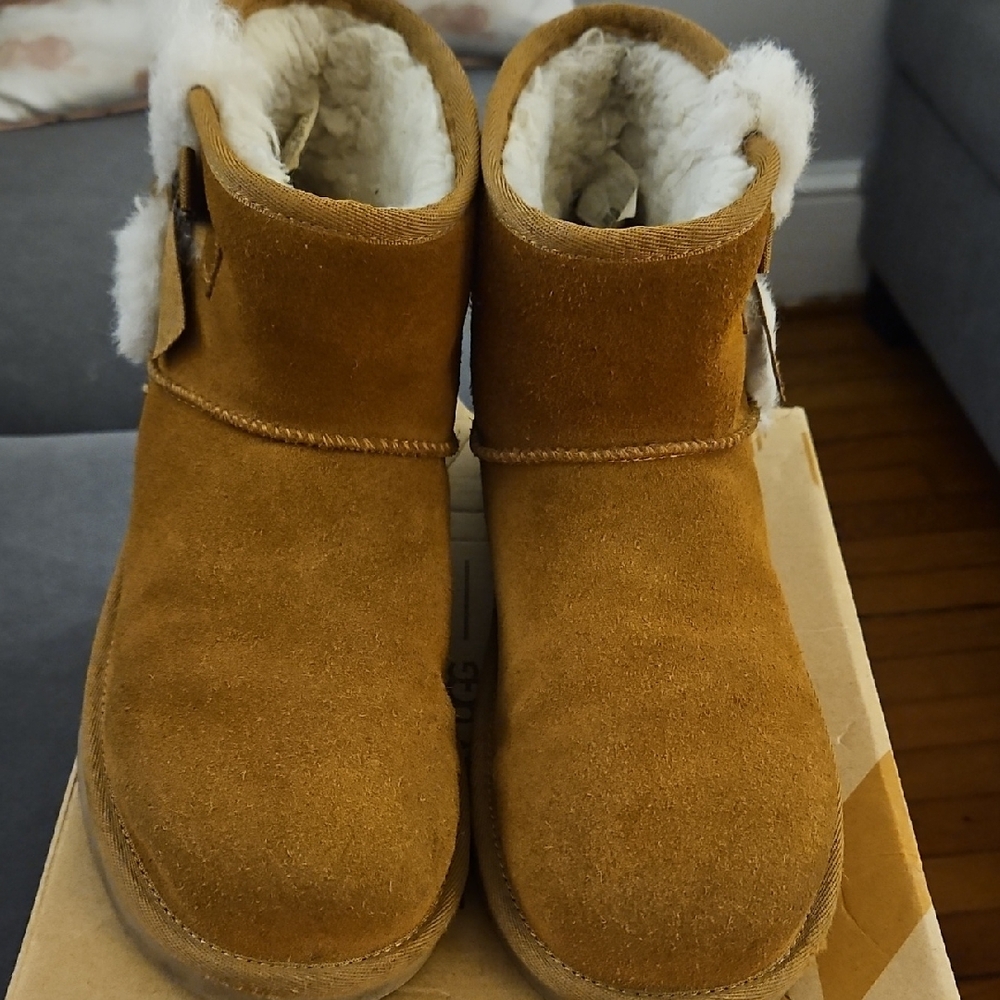 Cozy Shearling-Lined Boots